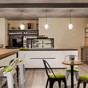 *** Hotel Super 8 By Wyndham Mitte Tyskland